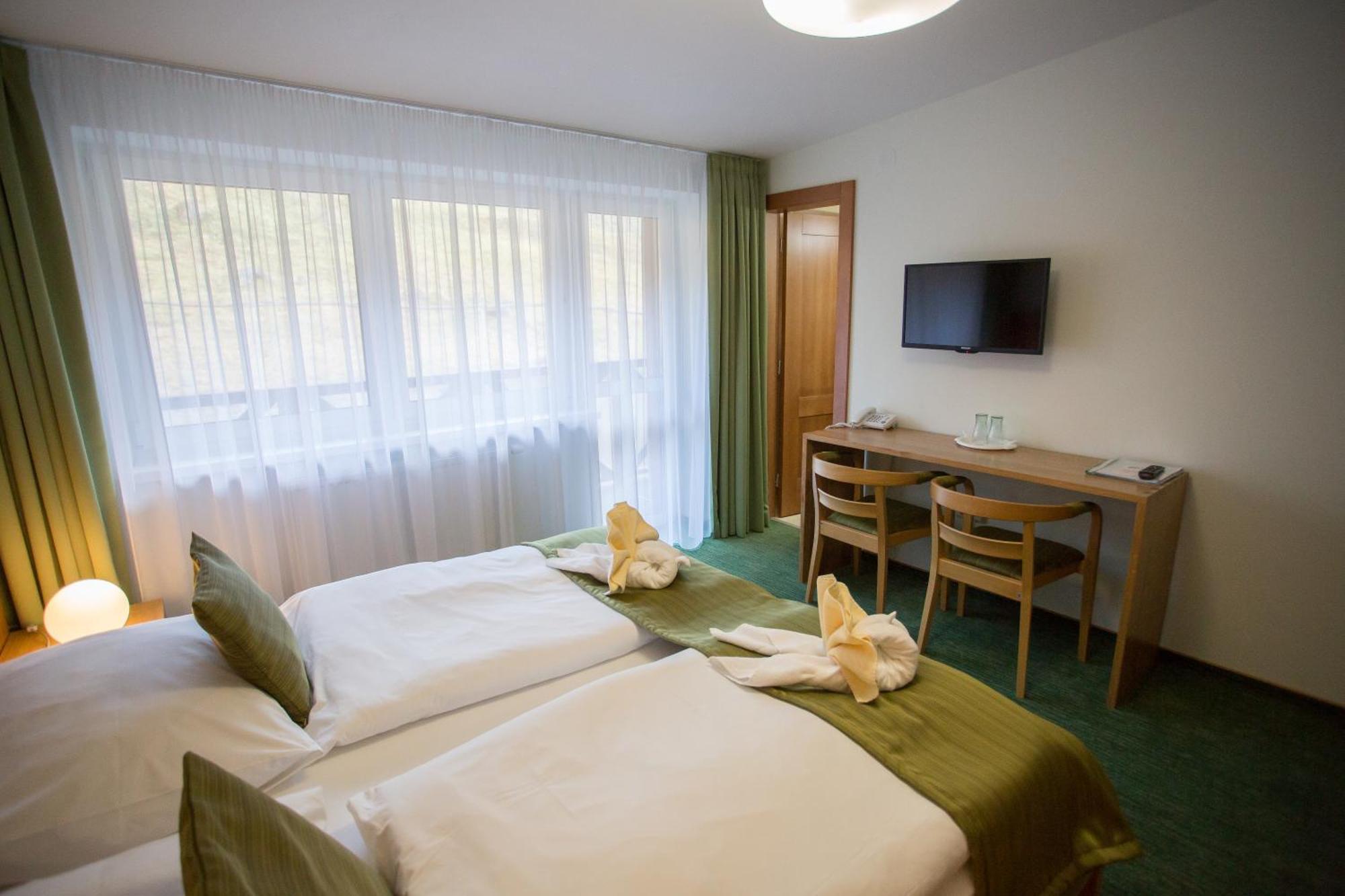 Hotel Bystrina Demanovska Dolina Exterior photo
